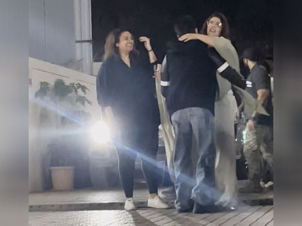 Kajol reunites with her on-screen 'Kabhi Khushi Kabhie Gham' son Jibraan at film screening