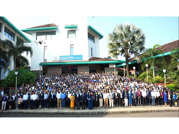 From Accounting to Aerospace, 548 Working Professionals Join IIM Kozhikode's Prestigious Executive MBA Programme