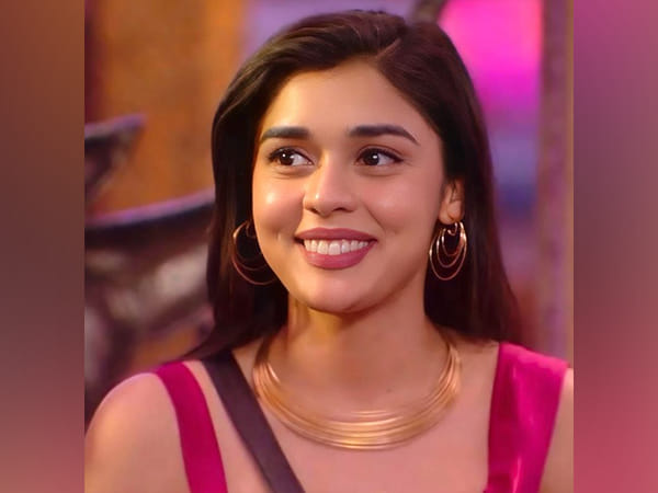 Bigg Boss 18 finale: Actress Eisha Singh becomes first finalist to get eliminated 