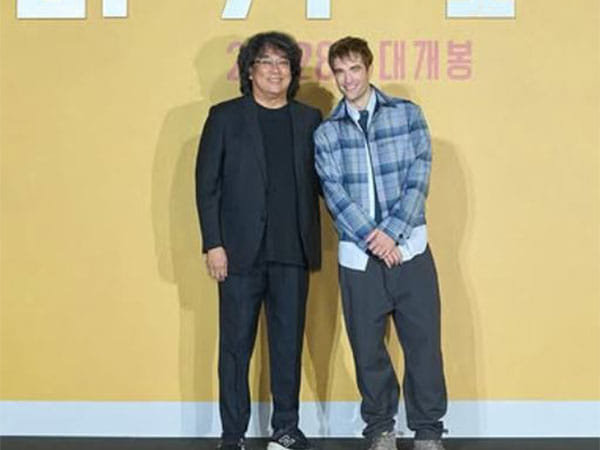 Robert Pattinson joins Bong Joon Ho in Seoul for 'Mickey 17' press event