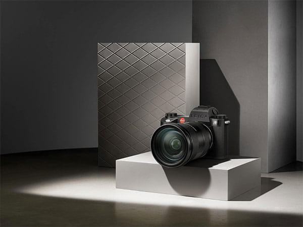 Leica SL3-S: The new full-frame camera with a 24 megapixel sensor, fast autofocus and enhanced video functions