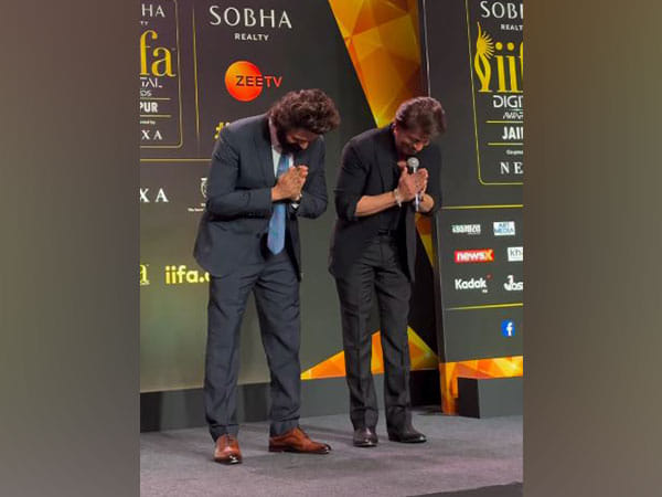 IIFA 2025 pre-event: Shah Rukh gives hosting tips to Kartik Aaryan in Rajasthani, duo greet audience with 'Khamma Ghani'