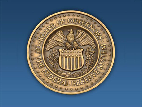 FOMC to keep rates unchanged, June and December 2025 may see a 25bps cut each: Report