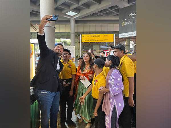 Jeet Adani, Diva Shah visit Mitti Cafe with invitation ahead of wedding next month