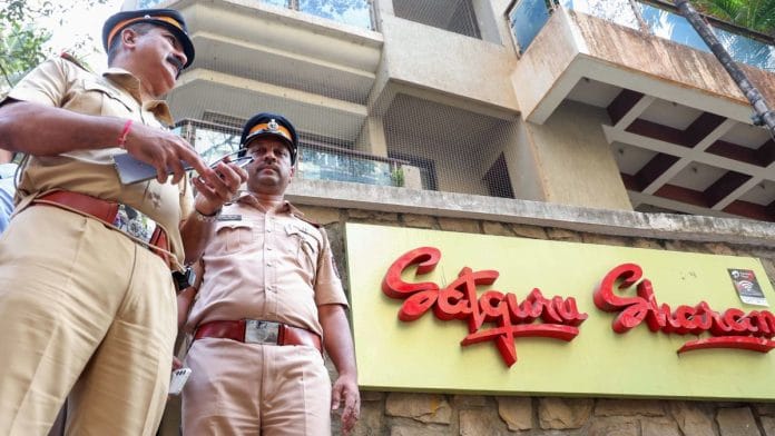 Police personnel stand guard at Satguru Sharan building after an intruder attacked Actor Saif Ali Khan in Mumbai Thursday | Photo: ANI