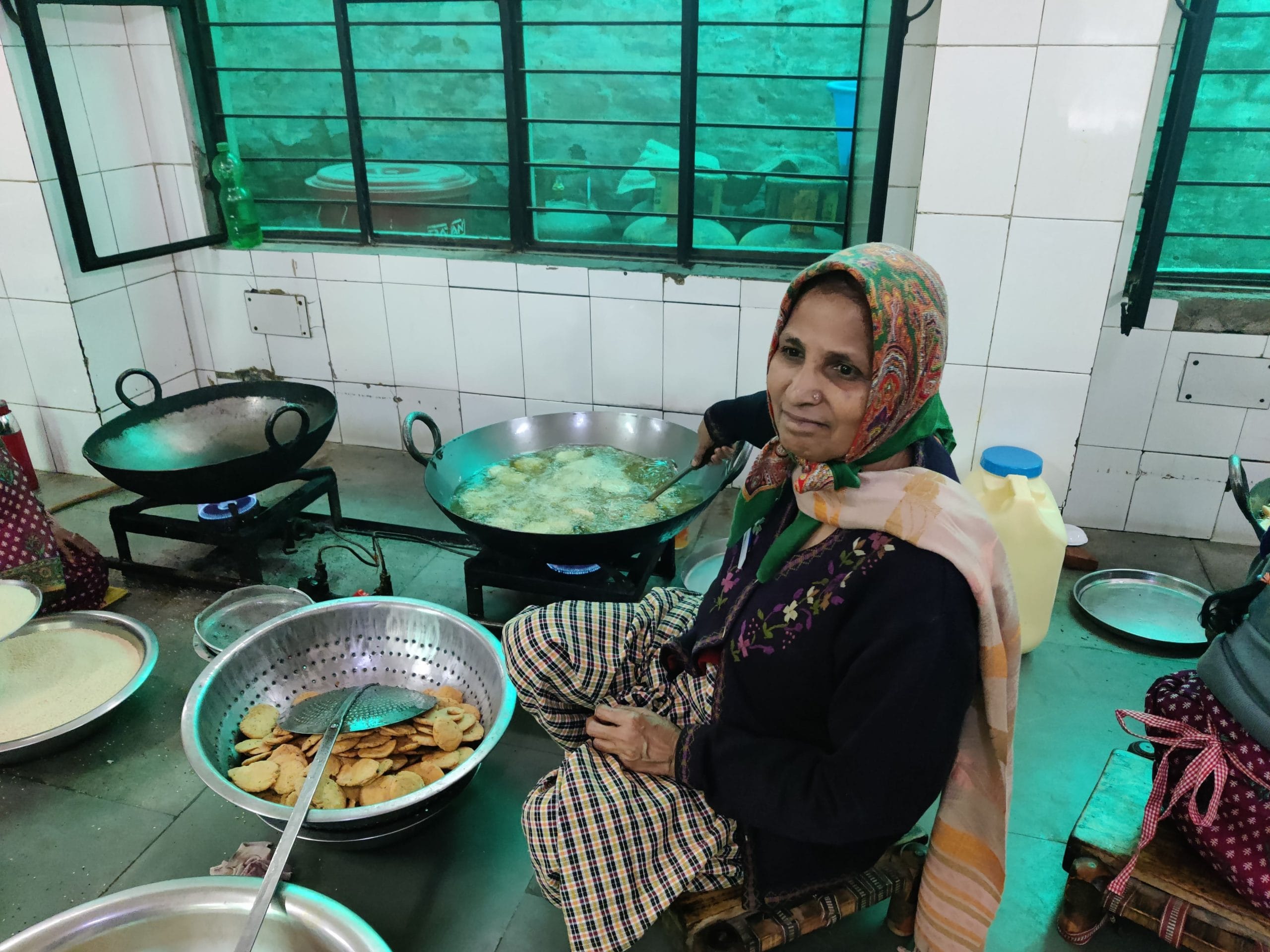 Akanksha worker Halima makes mathari. The centre, under IAS Rashmi Singh, has lots more to offer | Nootan Sharma, ThePrint.
