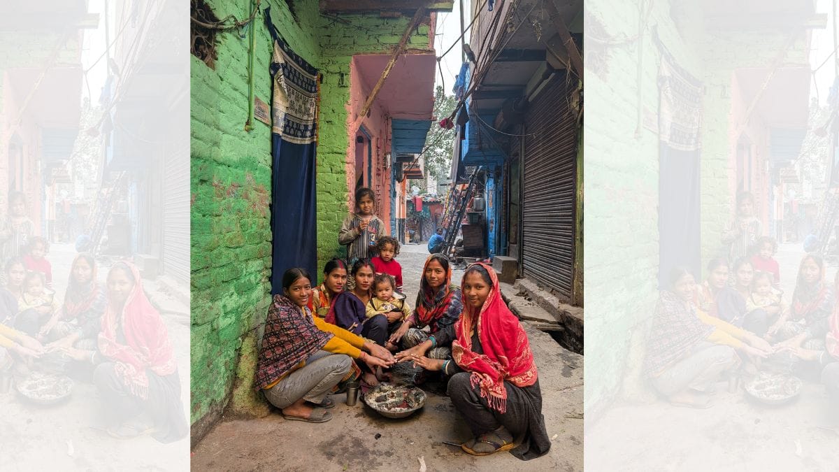 Jyoti, third from left, at East Delhi's Safeda Basti. | Apoorva Mandhani | ThePrint