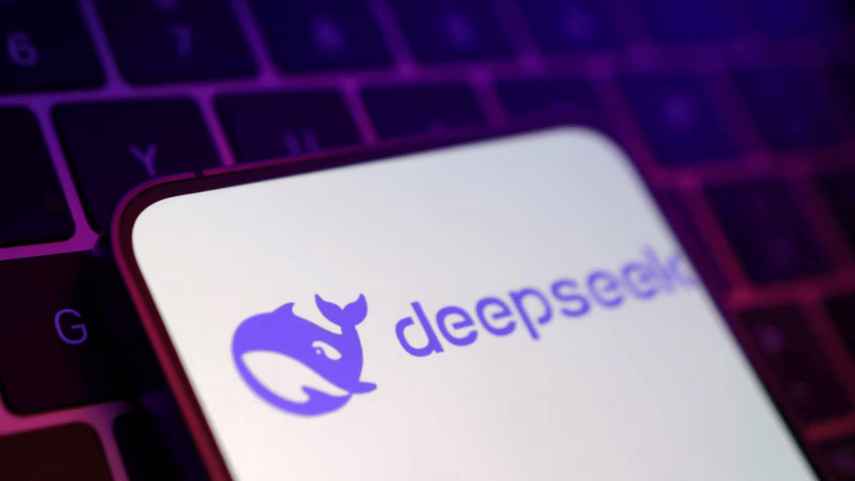 China's Viral App 'Are You Dead?' Reflects Loneliness Epidemic