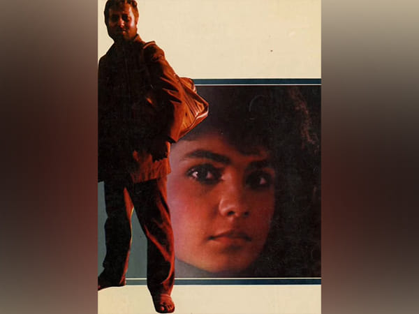 Anupam Kher walks down memory lane as 'Daddy' clocks 36 years