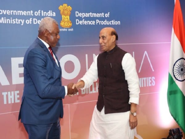 Rajnath Singh meets Fiji Defence Minister, agree to institutionalize India-Fiji Joint Working Group