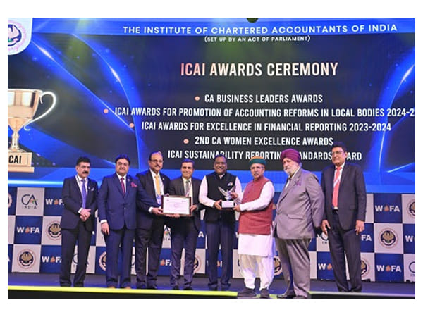 HDFC Life Wins ICAI Award for Best Financial Reporting for 2023-24