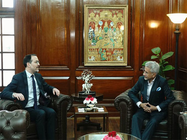 Dominican Republic Envoy pays farewell courtesy call on EAM Jaishankar