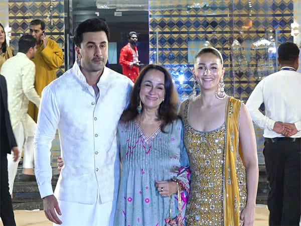 Ranbir Kapoor, Alia Bhatt shine at Aadar Jain's Mehendi ceremony; check pics 