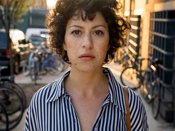 Alia Shawkat joins Kristen Stewart in 'The Wrong Girls'