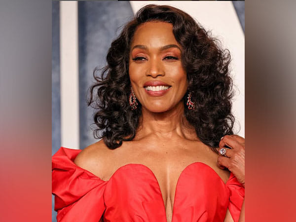 Angela Bassett defends her 