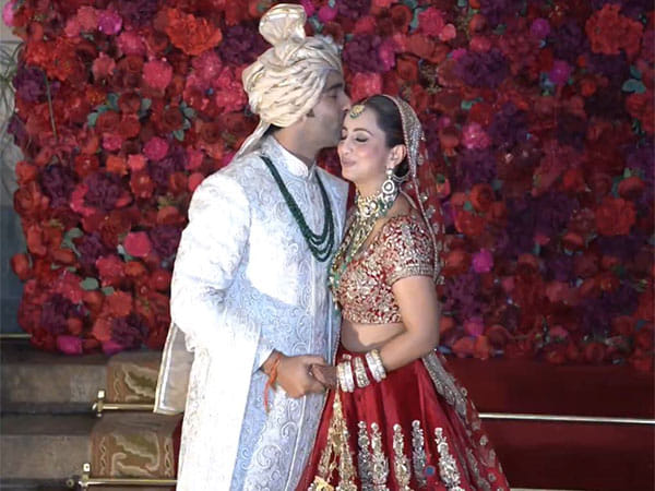 Aadar Jain ties knot with Alekha Advani in traditional ceremony