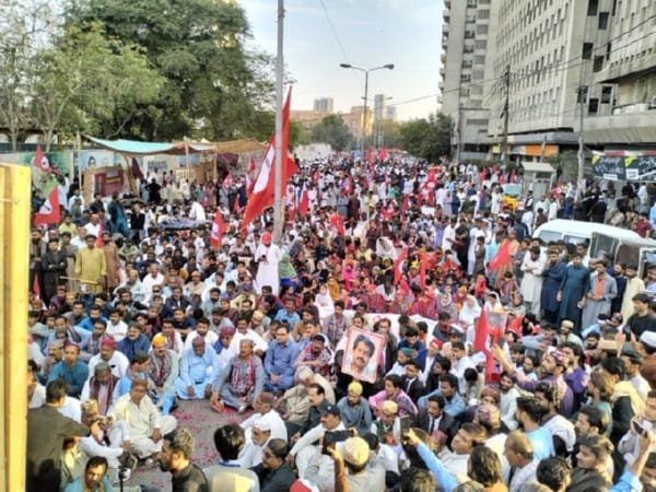 National Highway blocked in Sindh, Pakistan, as protests erupt against six canals
