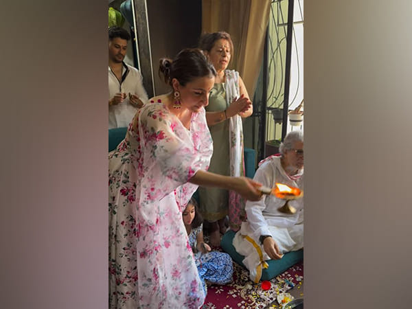 A sneak peek into Kunal Kemmu, Soha Ali Khan's Herath festivities