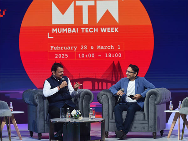 Maharashtra CM Devendra Fadnavis Outlines Maharashtra's Tech-Driven Future at Mumbai Tech Week 2025