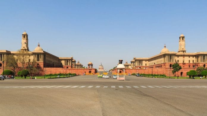 Government buildings on Kartavya Path, New Delhi | Wikimedia Commons