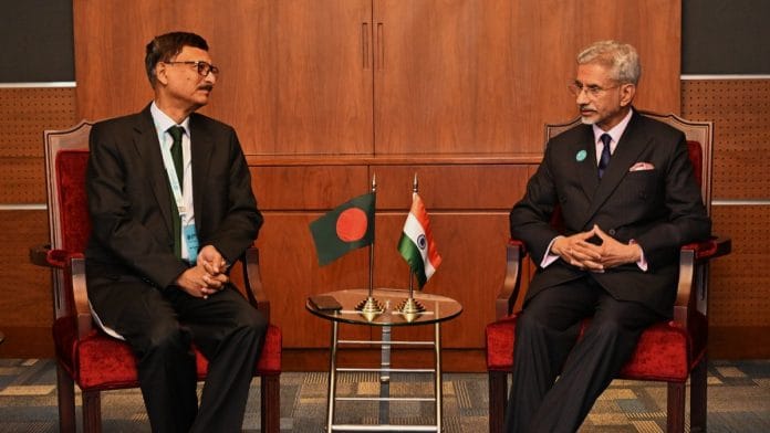 EAM Jaishankar with Bangladesh Foreign Affairs Adviser Md. Touhid Hossain n Muscat, Sunday | X@DrSJaishankar