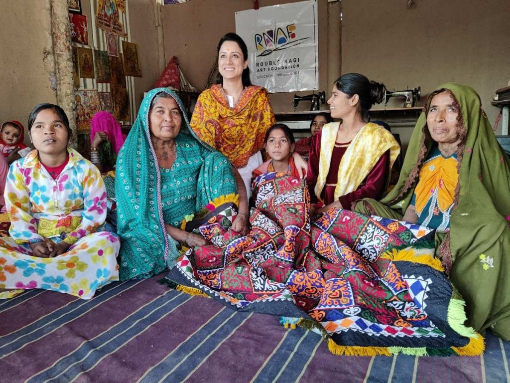 Rouble Nagi with Pakistani Hindu refugees 