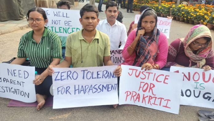 Protest at gates of KIIT campus | Shubhangi Misra | ThePrint
