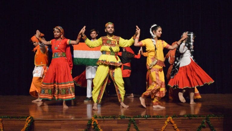 SubscriberWrites: The dichotomy that is India—too much democracy and too little economic freedom