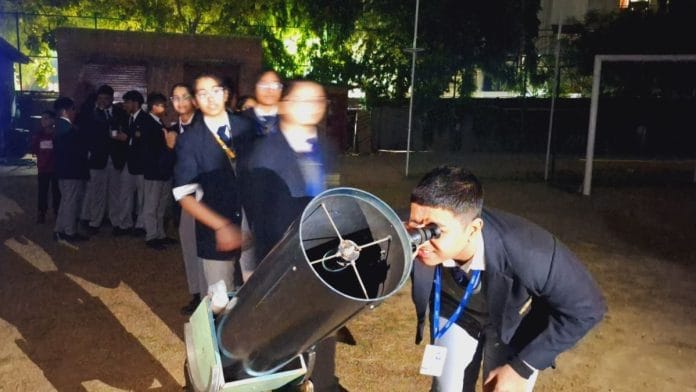 20 students gathered at Amity International School Saket grounds to catch a glimpse of the planetary parade phenomenon | Photo: By special arrangement