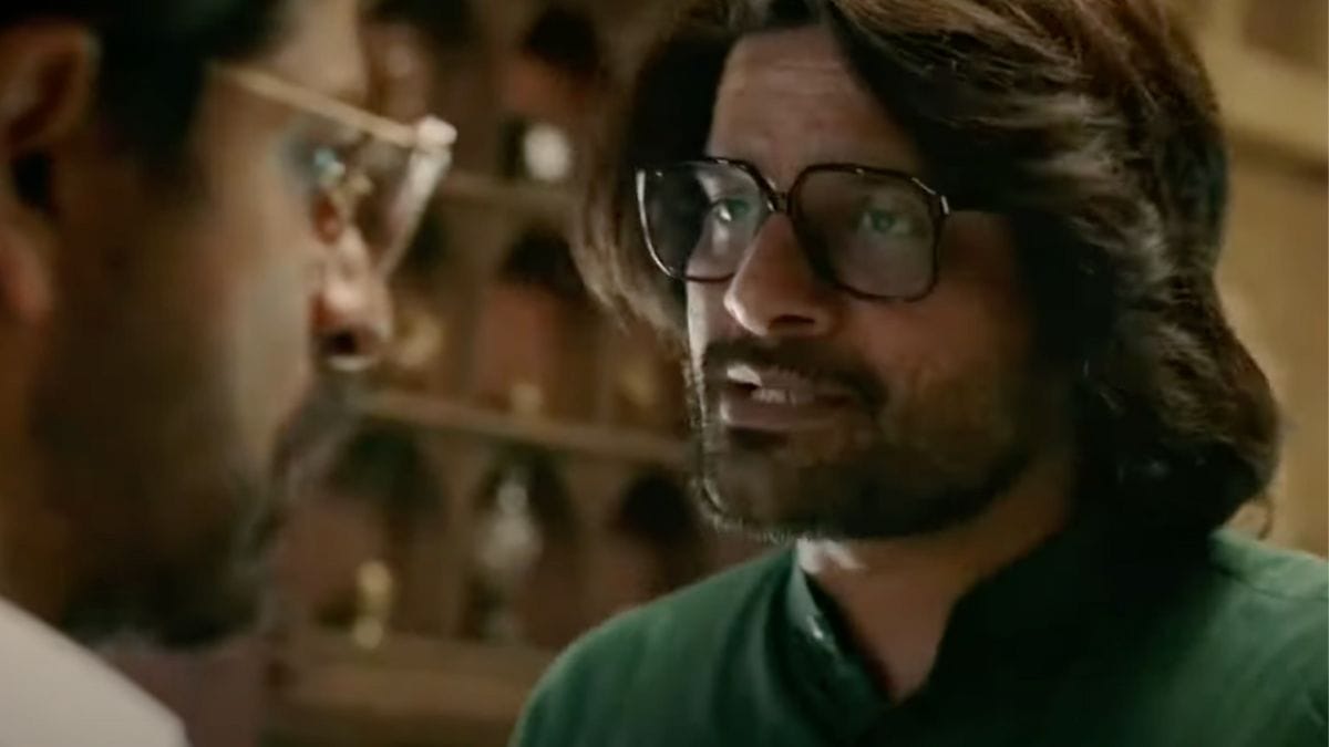 Jaideep Ahlawat also played an antagonist in Shah Rukh Khan's Raees | YouTube screengrab