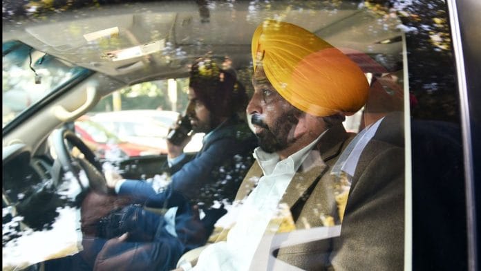 Bhagwant Mann leaves Arvind Kejriwal's house after a meeting Saturday | ANI