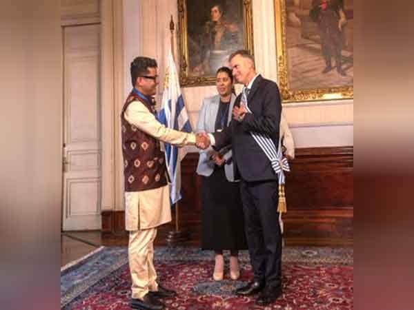 MoS Margherita represents India in swearing-in ceremony of President, VP of Uruguay