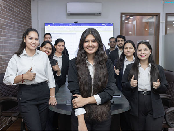 Cut Costs, Not Quality: Advancefinserv Expands Digital Bookkeeping for Accounting Firms