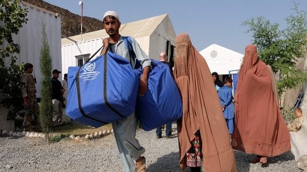 Pakistan asks Afghan nationals to leave country by March 31