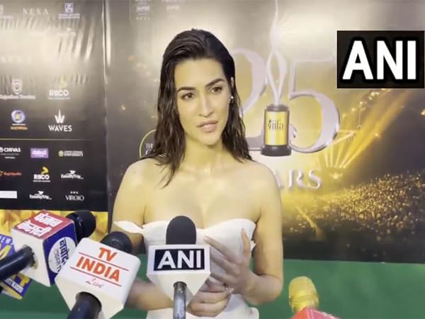 IIFA 2025: Kriti Sanon shares excitement for 'Tere Ishq Mein', expresses desire to work with Allu Arjun