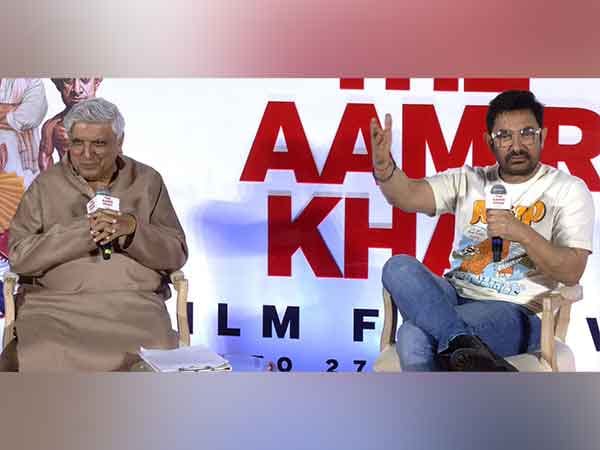 Javed Akhtar praises Aamir Khan's fearless approach to filmmaking at 'Cinema Ka Jadugar' launch