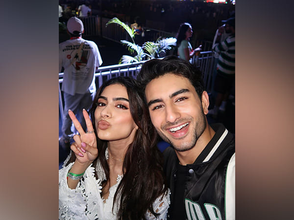 Khushi Kapoor drops fun pics from Lollapalooza with Ibrahim Ali Khan, sister Janhvi reacts