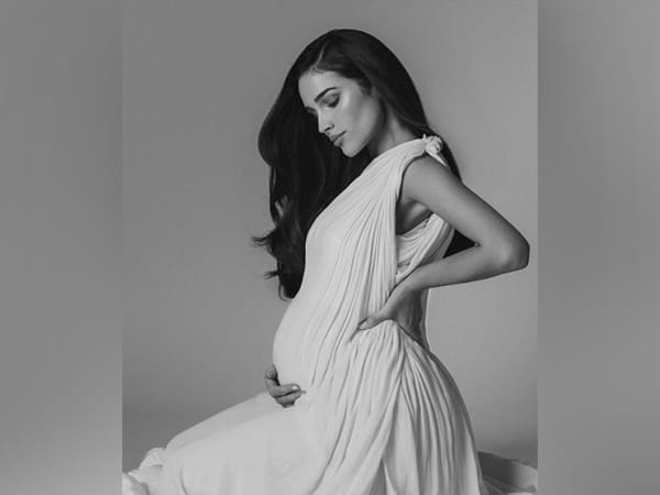 Olivia Culpo announces pregnancy with Christian McCaffrey