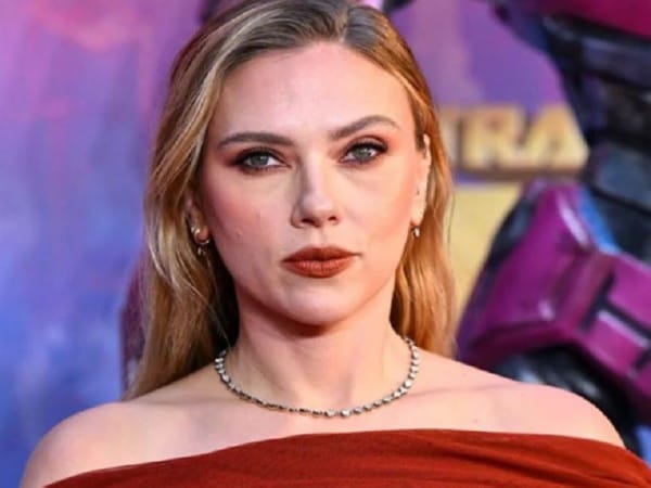 Scarlett Johansson turns down studio's request to join Instagram for 'Jurassic World' release