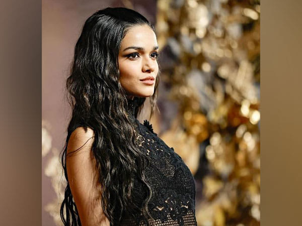 Rachel Zegler says Ariana Grande 