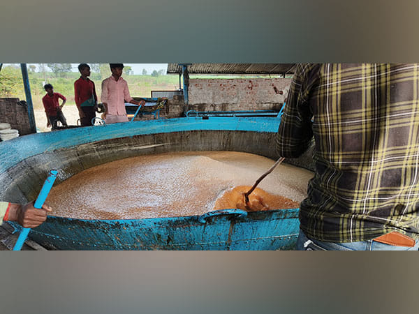 In a first, Muzaffarnagar's GI-tagged jaggery exported to neighboring Bangladesh