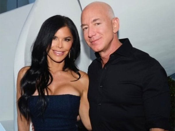 Jeff Bezos, Lauren Sanchez sent out their wedding invites: Reports 