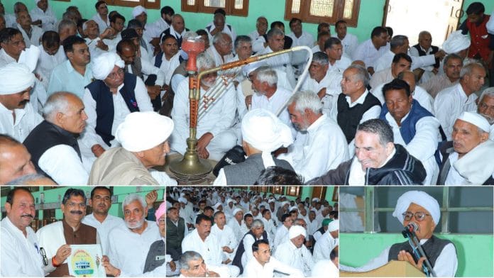 The Binain khap meeting was held in Jind district Sunday. It was led by khap president Raghubir Nain (bottom right) while Haryana Cabinet minister Krishan Bedi (bottom left, centre) was also present. | By special arrangement