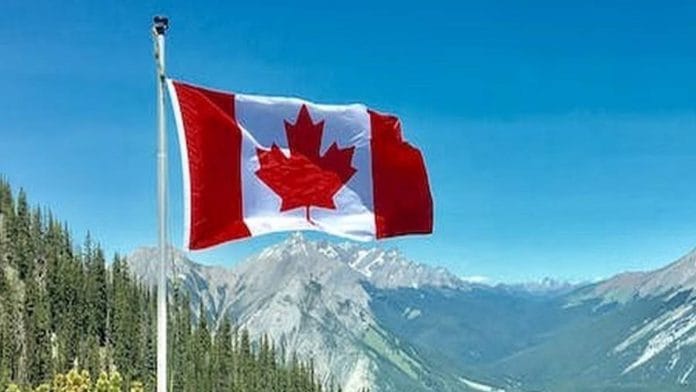 Flag of Canada | Photo: pexels.com