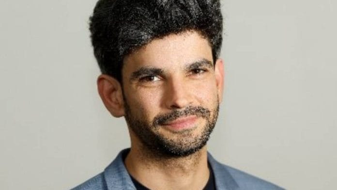 Reuters journalist Raphael Satter | Photo: X/@razhael