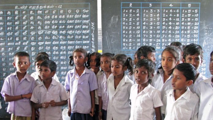 Tamil Nadu school kids | Wikimedia Commons