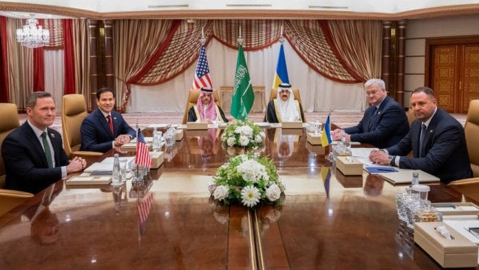 US Secretary of State Marco Rubio, US National Security Advisor Mike Waltz with Ukrainian Foreign Minister Andrii Sybiha and Ukrainian Head of Presidential Office Andriy Yermak in the presence of Saudi Foreign Minister Faisal bin Farhan and National Security Advisor Mosaad bin Mohammad Al-Aiban, in Jeddah, Saudi Arabia, 11 March, 2025 | SAUL LOEB/Pool via REUTERS