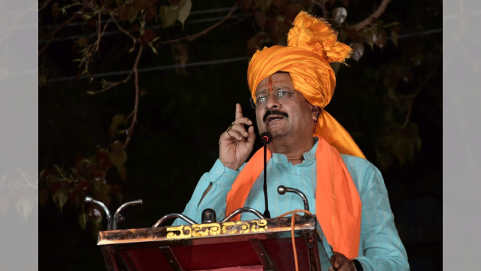 Even after his expulsion from BJP, former Union minister Basanagouda Patil Yatnal has struck a defiant note as he has promised to fight against 'corruption, family politics, development of North Karnataka and Hindutva'. | X/@BasanagoudaBJP