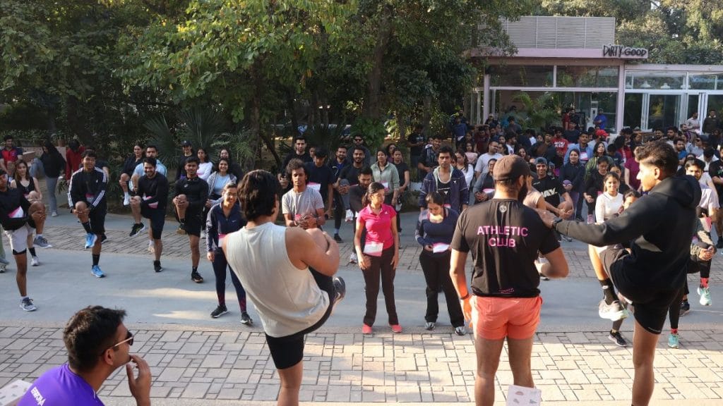 GenZ runners of Bhag Club warm up outside Dirty Good cafe in South Delhi |Photo by special arrangement