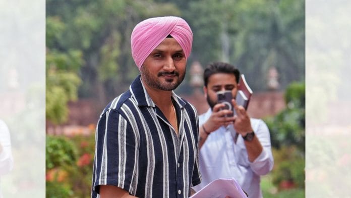 Harbhajan Singh arrives at the Parliament House | File Photo | ANI